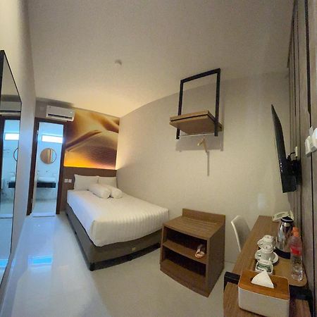 Front One Resort Indraloka Temanggung Exterior photo